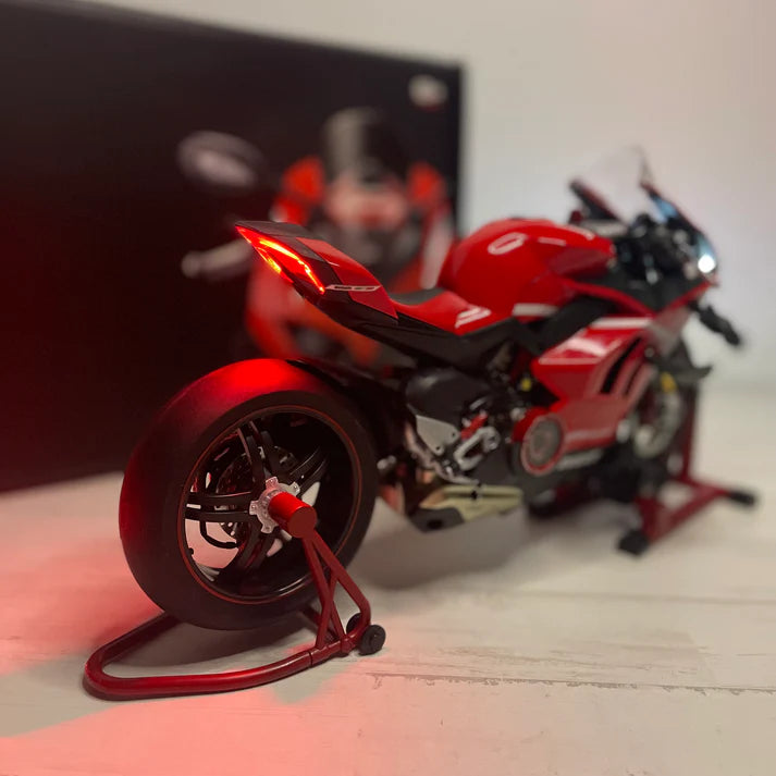 Ducati Superleggera – Smoke Edition